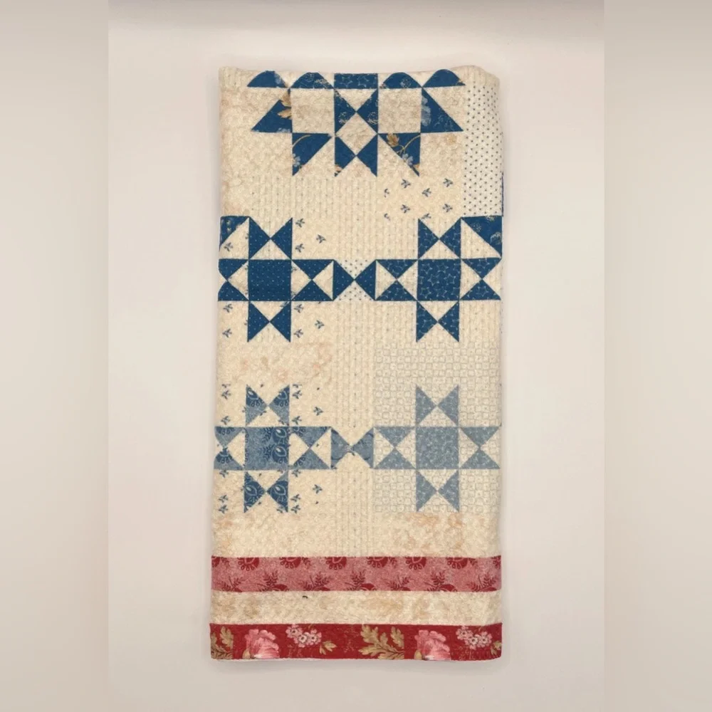 Microfiber “Sparklers” Kitchen Towels by Laundry Basket (set of two) - Picture 7 of 9